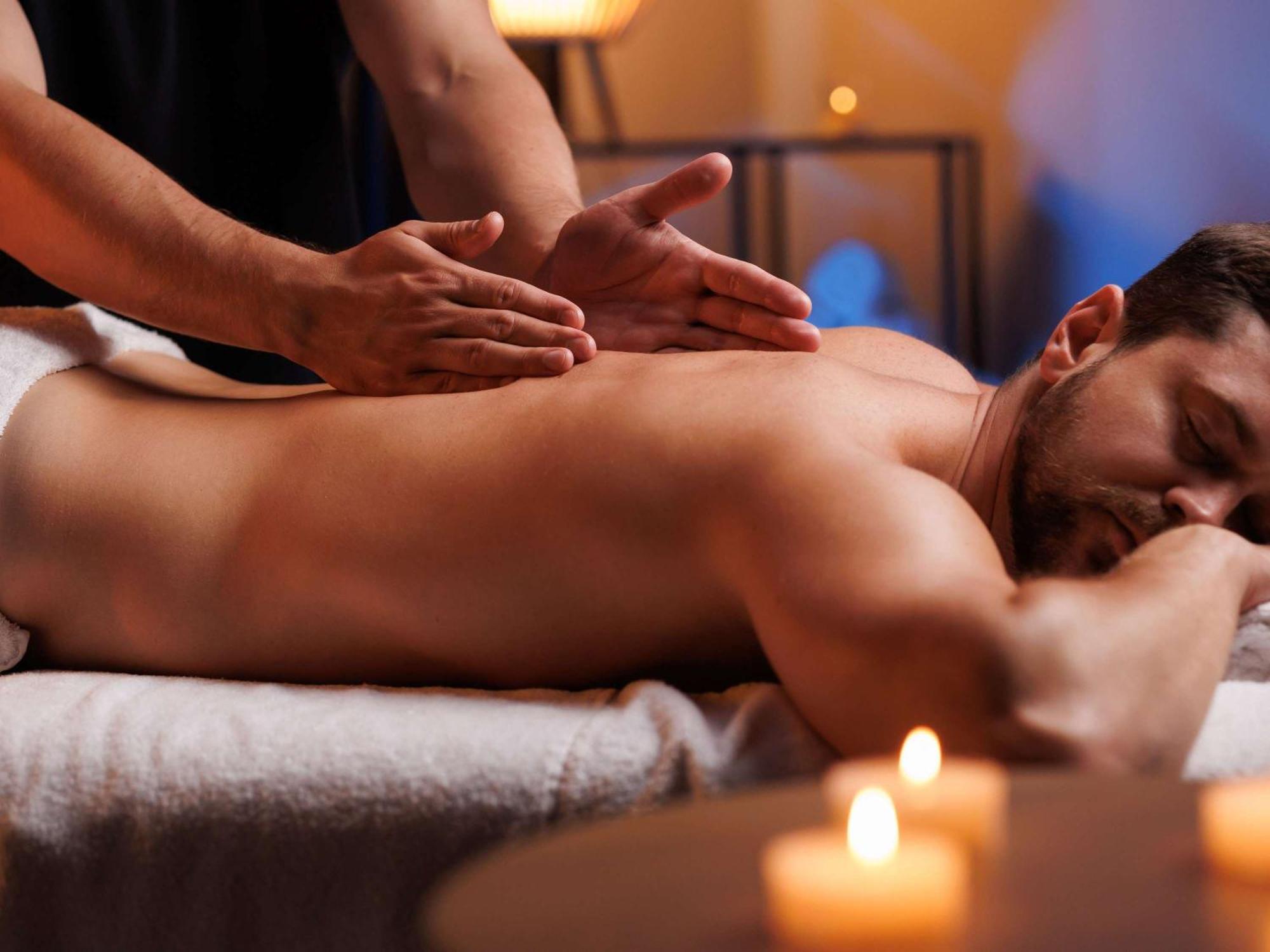 Moevenpick Hotel & Apartments Ghala Muscat Luaran gambar Massage