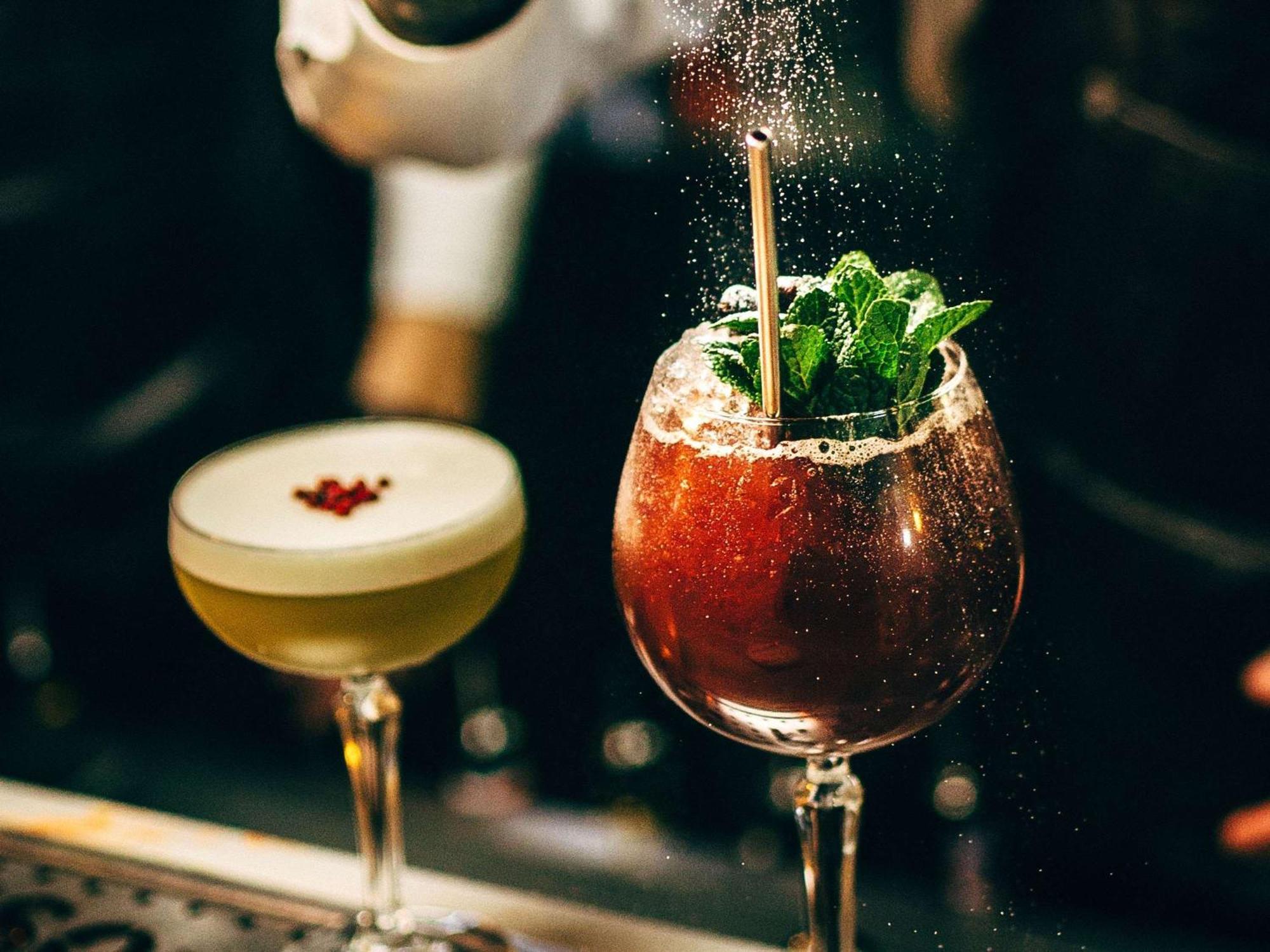 Moevenpick Hotel & Apartments Ghala Muscat Luaran gambar A Clover Club cocktail